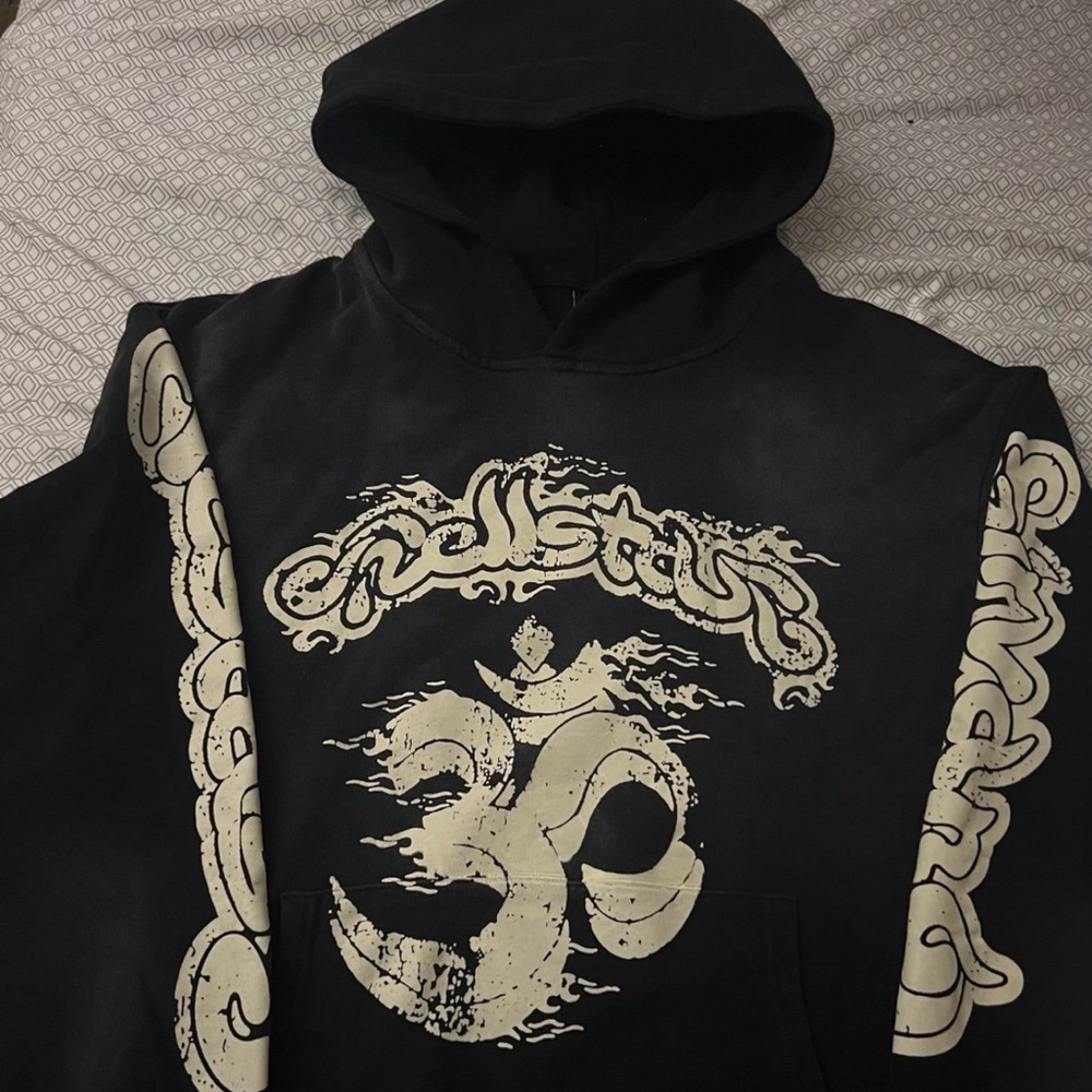 never worn must go open to offers shoot